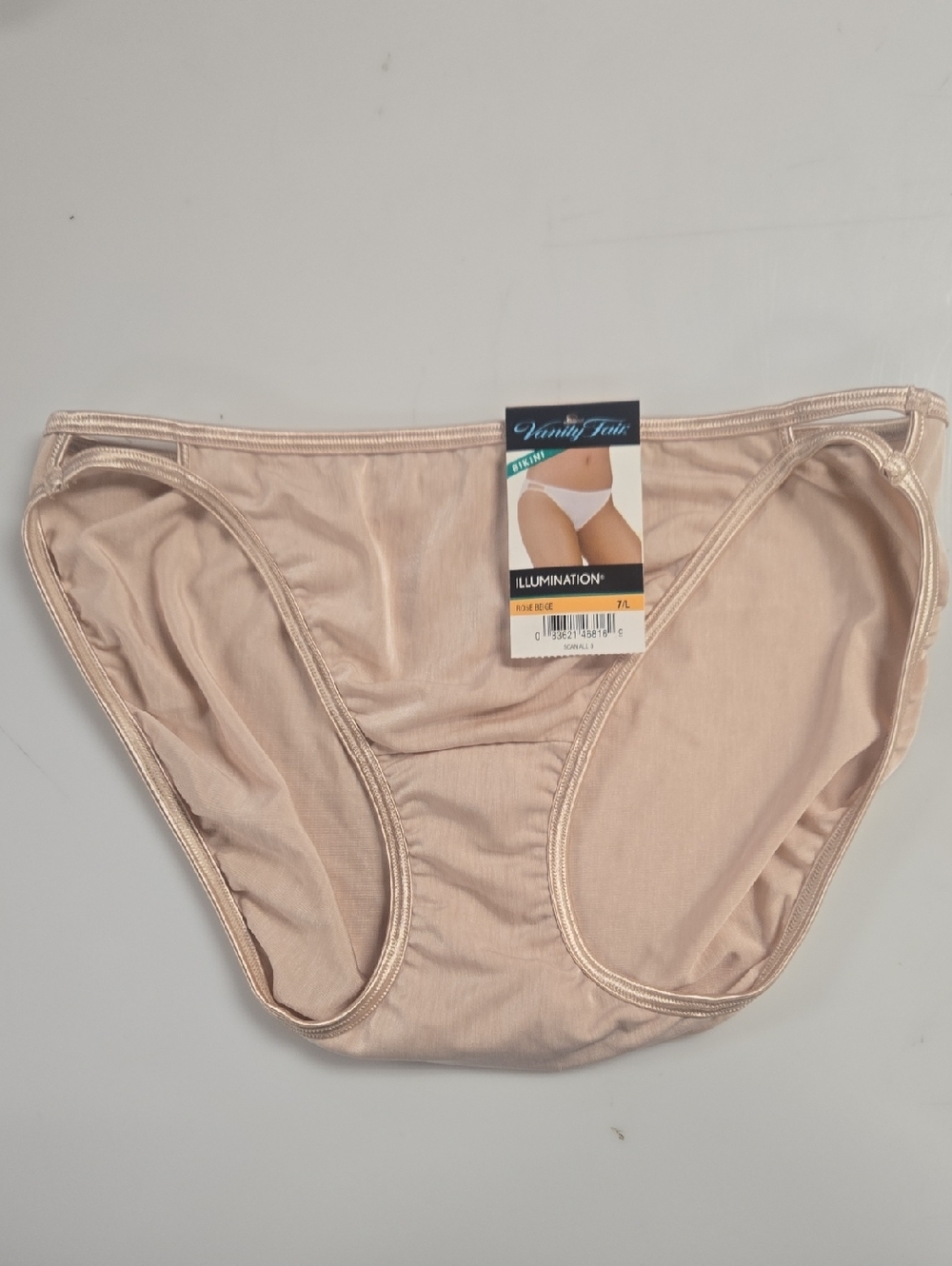 Vanity Fair Illumination Bikini Briefs in Light Nude